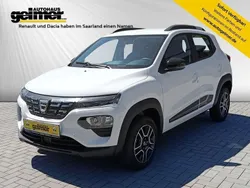 Weiß Gebraucht 2022 Dacia Spring Comfort Kleinwagen | 12.950 € (Teuer)
