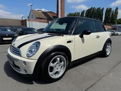 Weiß Gebraucht 2006 Mini Cooper Kleinwagen | 2.500 € (Guter Preis)