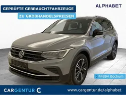 Mondsteingrau Gebraucht 2022 VW Tiguan Active SUV | 20.107 € (Guter Preis)