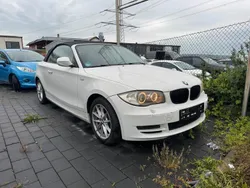 Weiß Gebraucht 2011 BMW 118 Cabriolet Advantage Cabrio | 4.490 €