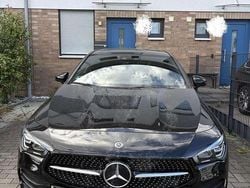 Schwarz Gebraucht 2019 Mercedes CLA200 Shooting Brake AMG line Kombi | 24.800 € (Guter Preis)