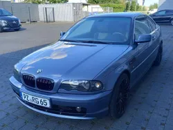 Grau Gebraucht 2000 BMW 323 Coupé | 10.790 €