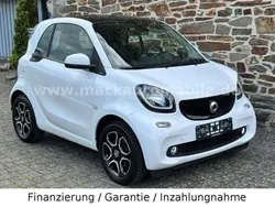 Weiß Gebraucht 2017 Smart ForTwo Coupé Prime Coupé | 12.490 € (Etwas zu teuer)