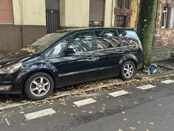 Schwarz Gebraucht 2010 Ford Galaxy Van / Kleinbus | 4.499 € (Guter Preis)