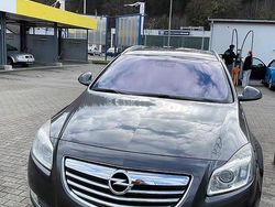 Silber Gebraucht 2010 Opel Insignia Kombi | 3.000 € (Guter Preis)