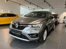 Grau Gebraucht 2021 Renault Arkana Intens SUV | 27.499 € (Teuer)