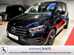 Loparitschwarz Gebraucht 2024 Mercedes 180 Progressive Limousine | 58.980 €