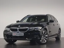 Schwarz Gebraucht 2020 BMW 320 Sport Line Kombi | 25.900 € (Fairer Preis)