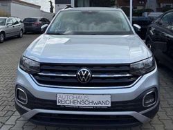 Reflexsilber metallic Gebraucht 2022 VW T-Cross Active SUV | 25.490 €