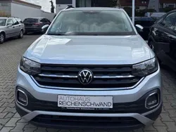 Reflexsilber metallic Gebraucht 2022 VW T-Cross Active SUV | 25.800 €