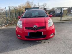 Rot Gebraucht 2009 Toyota Yaris Sol Limousine | 3.000 € (Fairer Preis)