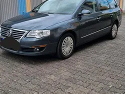 Grau Gebraucht 2008 VW Passat Kombi | 2.300 € (Guter Preis)