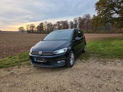 Schwarz Gebraucht 2017 VW Touran Highline Van / Kleinbus | 16.999 € (Guter Preis)