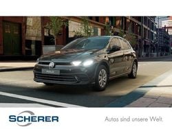 Deep black perleffekt (metallic) Gebraucht 2024 VW Polo Life Limousine | 19.860 € (Guter Preis)