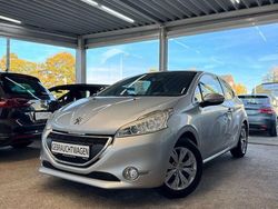 Silber Gebraucht 2013 Peugeot 208 Active Kleinwagen | 6.990 € (Etwas zu teuer)