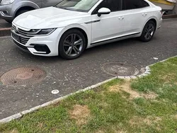 Weiß Gebraucht 2020 VW Arteon R-line Coupé | 19.800 € (Fairer Preis)