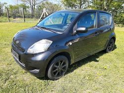 Schwarz Gebraucht 2011 Daihatsu Sirion Kleinwagen | 1.999 € (Guter Preis)