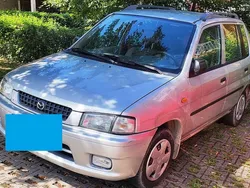 Silber Gebraucht 2000 Mazda Demio Comfort Van / Kleinbus | 500 €