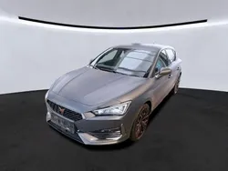 Grau Gebraucht 2022 Cupra Leon Limousine | 21.790 € (Fairer Preis)