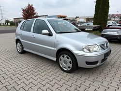 Silber Gebraucht 2001 VW Polo Kleinwagen | 4.500 €