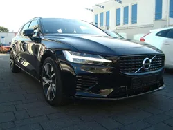Schwarz Gebraucht 2021 Volvo V60 R-Design Kombi | 21.900 € (Fairer Preis)