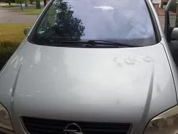 Grau Gebraucht 2002 Opel Zafira Van / Kleinbus | 1.499 € (Guter Preis)