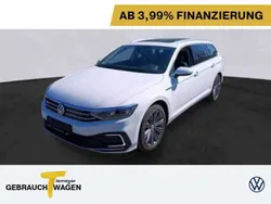 Weiß Gebraucht 2020 VW Passat Pro Kombi | 22.880 € (Fairer Preis)