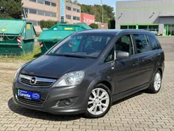 Grau Gebraucht 2011 Opel Zafira OPC Van / Kleinbus | 5.990 € (Fairer Preis)