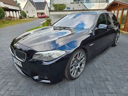Violet Gebraucht 2013 BMW 530 Luxury Line Kombi | 17.000 € (Teuer)
