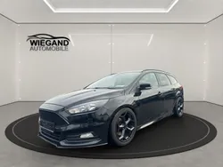 Schwarz Gebraucht 2016 Ford Focus ST Kombi | 12.890 € (Guter Preis)