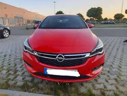 Rot Gebraucht 2016 Opel Astra Selection Limousine | 7.000 € (Teuer)
