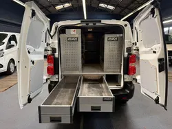 Weiß Gebraucht 2021 Peugeot Expert Premium Van | 14.950 € (Fairer Preis)