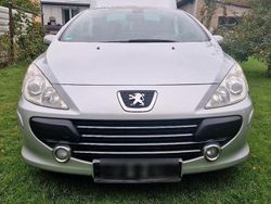 Silber Gebraucht 2006 Peugeot 307 CC Tendance Cabrio | 3.200 € (Fairer Preis)