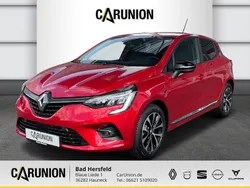 Dezirrot Gebraucht 2022 Renault Clio V Zen Limousine | 13.460 € (Guter Preis)