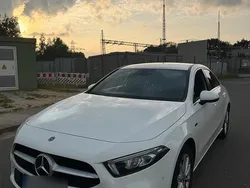 Weiß Gebraucht 2020 Mercedes A250 Limousine | 23.650 € (Fairer Preis)