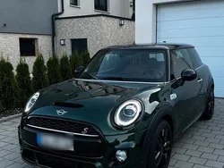 Grün Gebraucht 2018 Mini John Cooper Works Coupé Coupé | 19.400 €