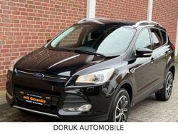 Schwarz Gebraucht 2016 Ford Kuga Trend SUV | 8.990 € (Guter Preis)