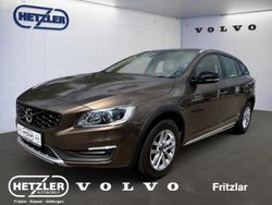 Andere Gebraucht 2016 Volvo V60 CC Summum Kombi | 18.450 € (Etwas zu teuer)