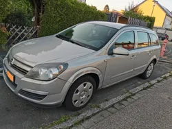 Silber Gebraucht 2004 Opel Astra Njoy Kombi | 1.100 € (Fairer Preis)