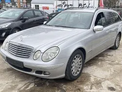 Brillantsilber metalliclack Gebraucht 2005 Mercedes E220 Kombi | 2.790 € (Guter Preis)