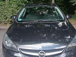 Gebraucht 2015 Opel Astra Kombi | 4.200 € (Guter Preis)