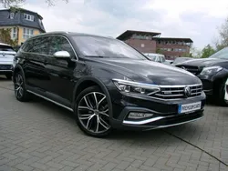 Schwarz metallic Gebraucht 2023 VW Passat Alltrack IQ Drive Kombi | 39.980 € (Fairer Preis)