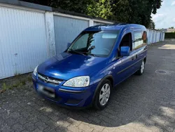 Blau Gebraucht 2005 Opel Combo Van / Kleinbus | 6.500 €
