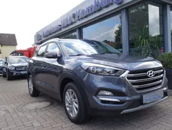 Grau Gebraucht 2018 Hyundai Tucson SUV | 17.999 € (Fairer Preis)