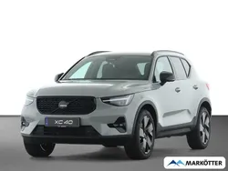 Grau Neu 2025 Volvo XC40 Plus SUV | 46.295 € (Etwas zu teuer)