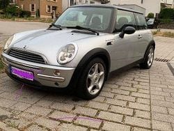 Grau Gebraucht 2001 Mini ONE Kleinwagen | 1.300 € (Fairer Preis)