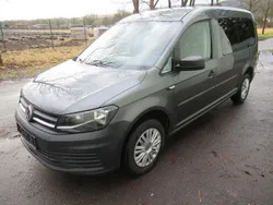 Stonegrey Gebraucht 2016 VW Caddy Maxi Conceptline Van / Kleinbus | 15.999 € (Teuer)