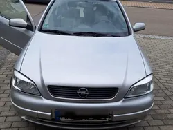 Silber Gebraucht 1999 Opel Astra Coupé | 800 € (Guter Preis)