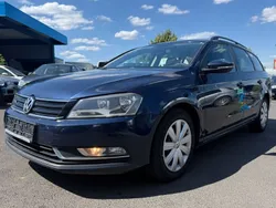 Blau Gebraucht 2012 VW Passat Trendline Kombi | 4.350 € (Guter Preis)
