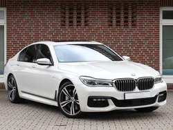Weiß Gebraucht 2017 BMW 750 M Sport Limousine | 31.890 € (Guter Preis)